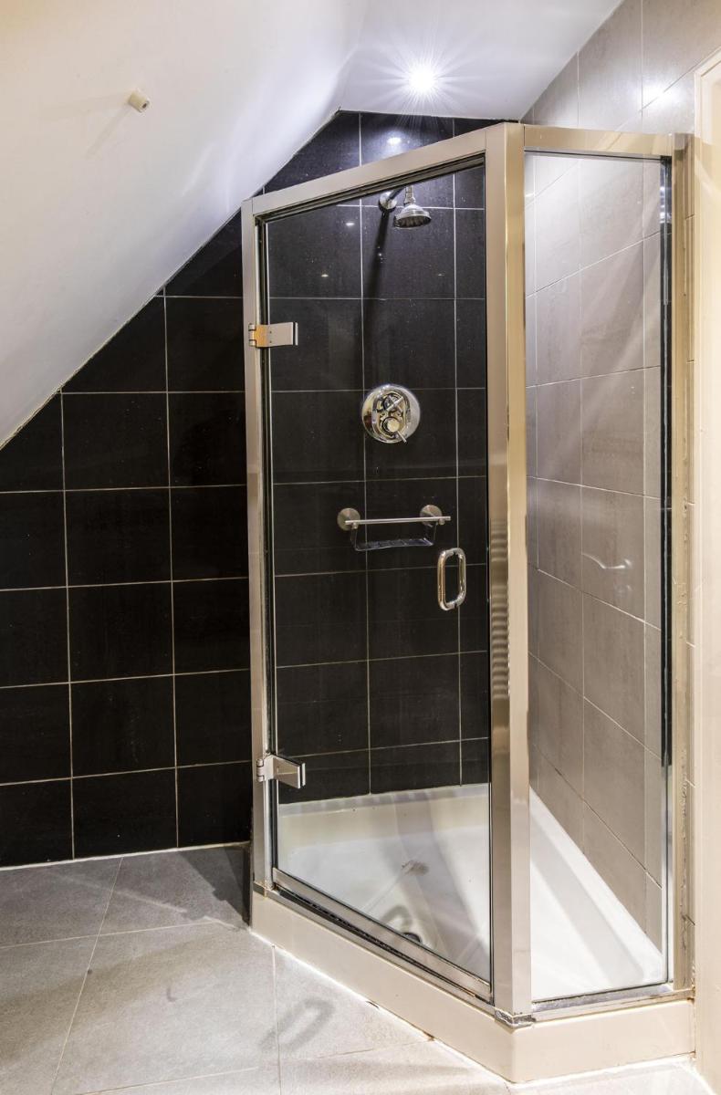 The Kings Head Country Hotel - Housity