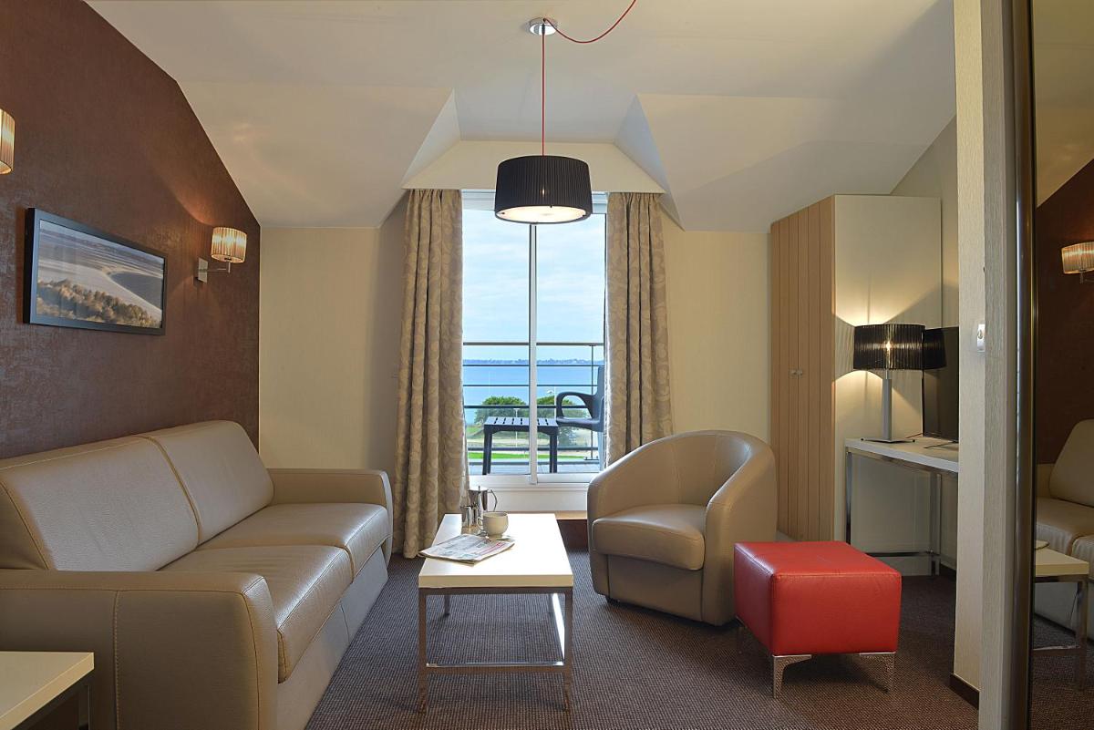 Coin salon dans l'établissement Thalasso Concarneau Spa Marin Resort