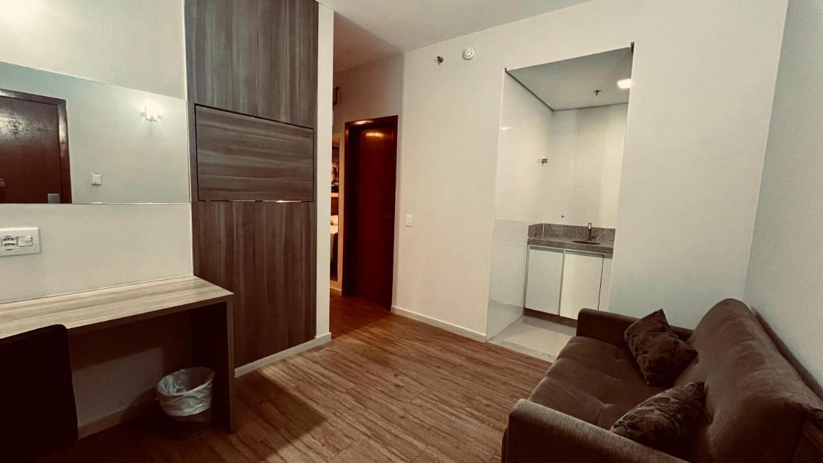 Hotel Amsterdam Montes Claros - Housity