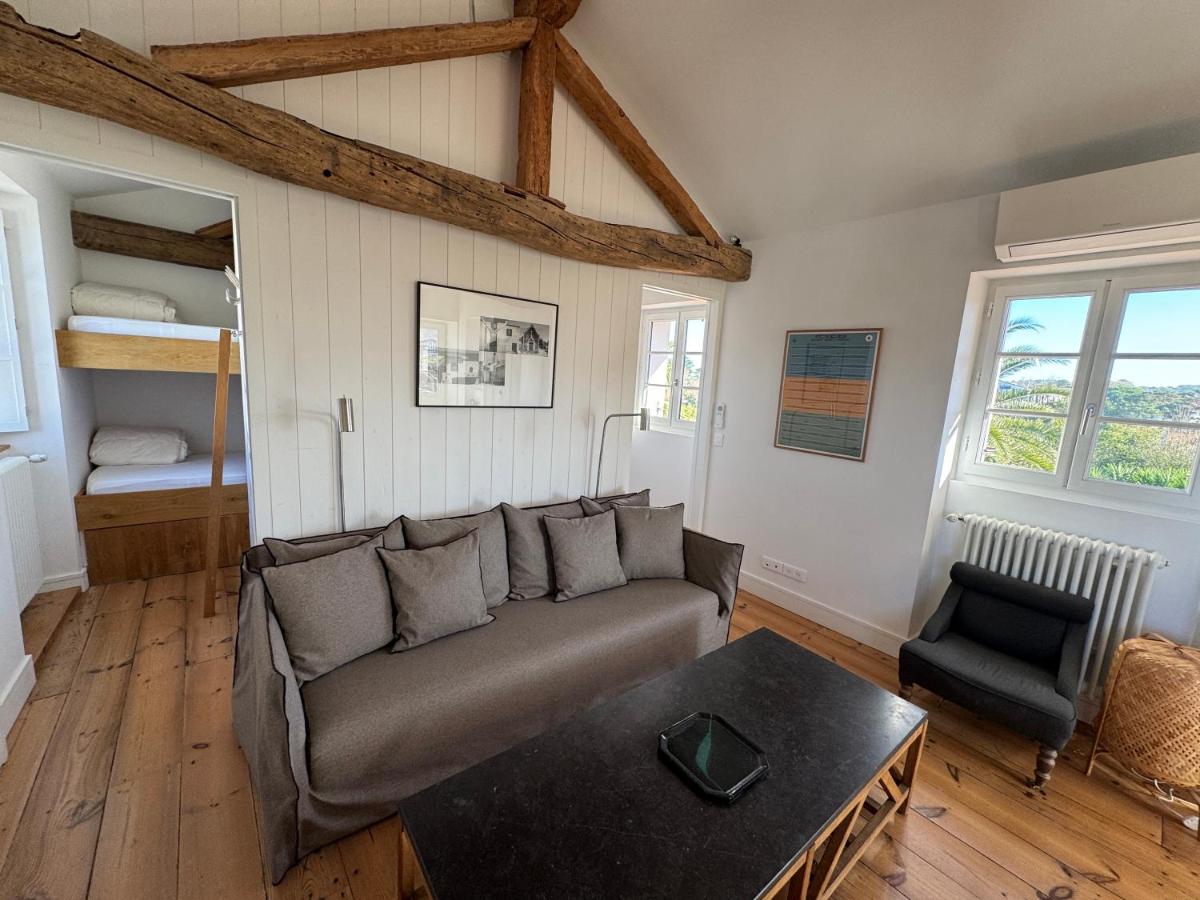 Appartement Parlementia, Phare de Koskenia - Housity