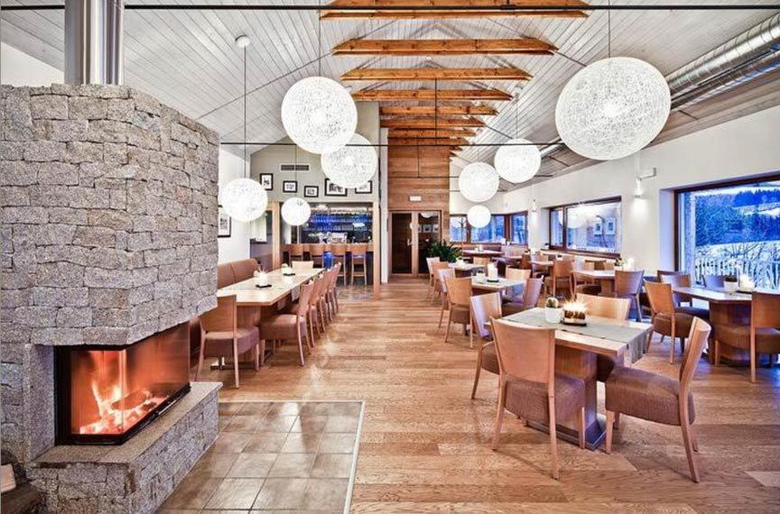Resort Líšenský Dvůr - Housity