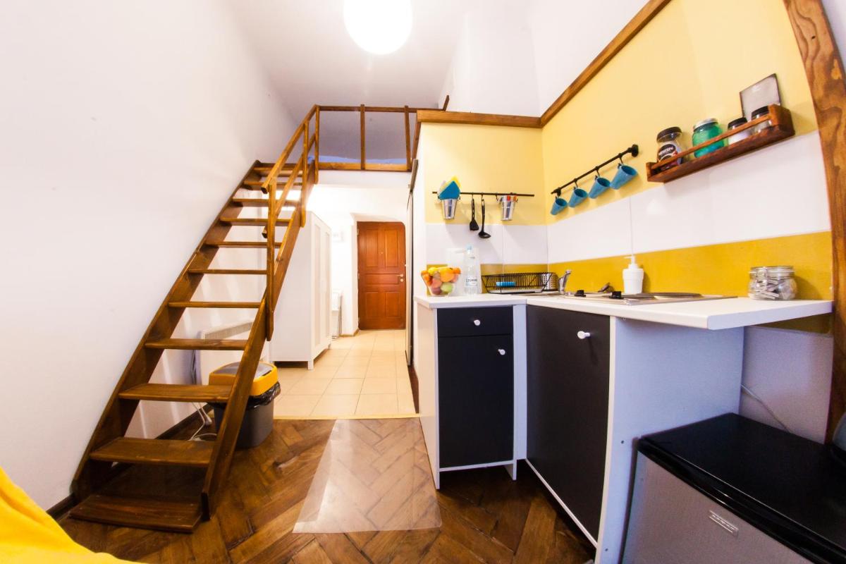 Homely Apartment's Old Town - Housity