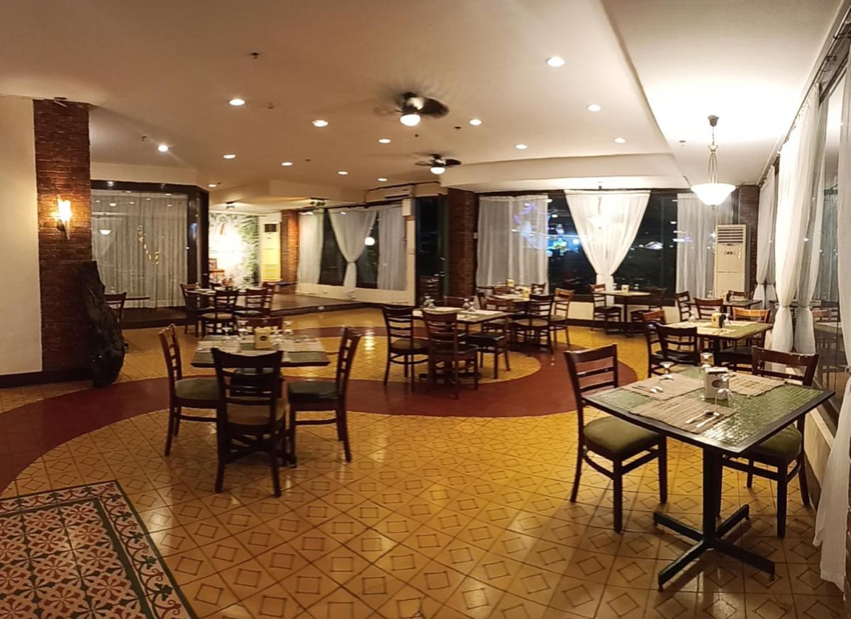 Coron Gateway Hotel & Suites - Hizvo