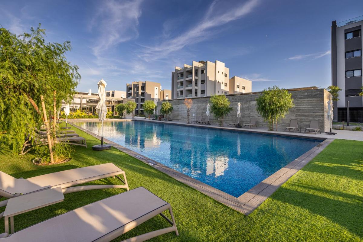 Sunset Gardens - Housity
