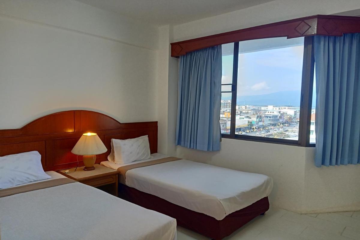 Phayao Northern Lake Hotel - Housity