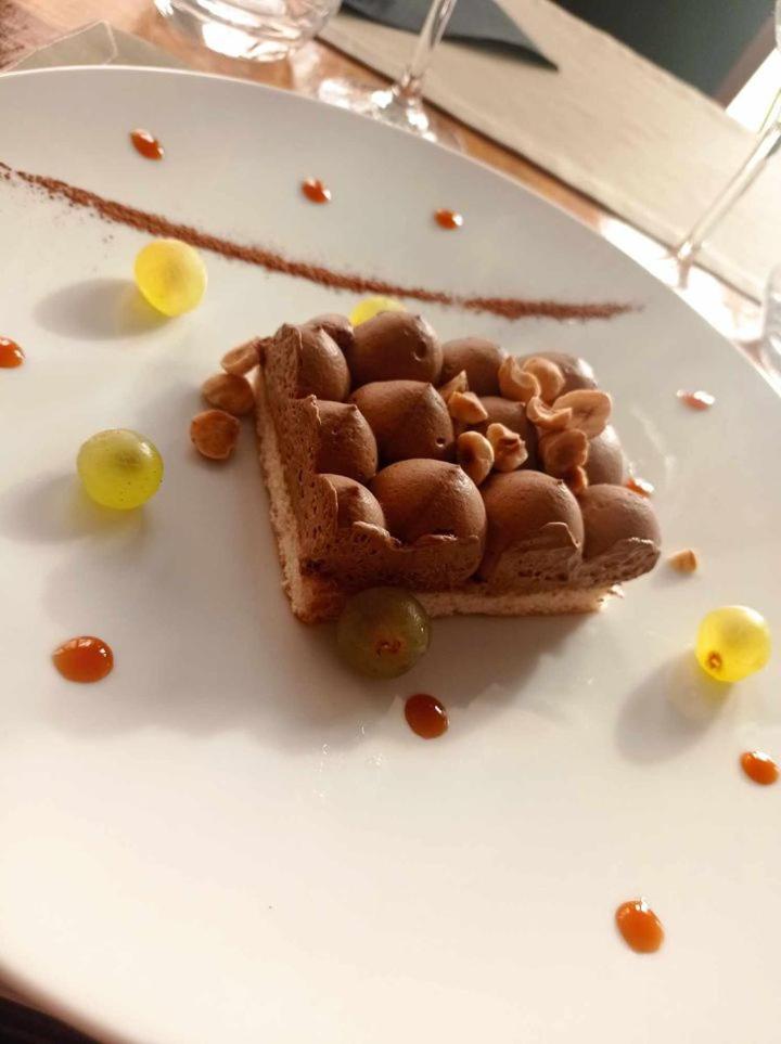 Hôtel Les Fleurs - Housity