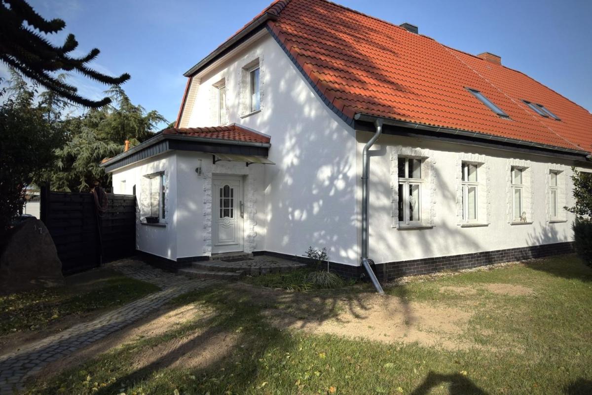 Bei den Beckers - Housity