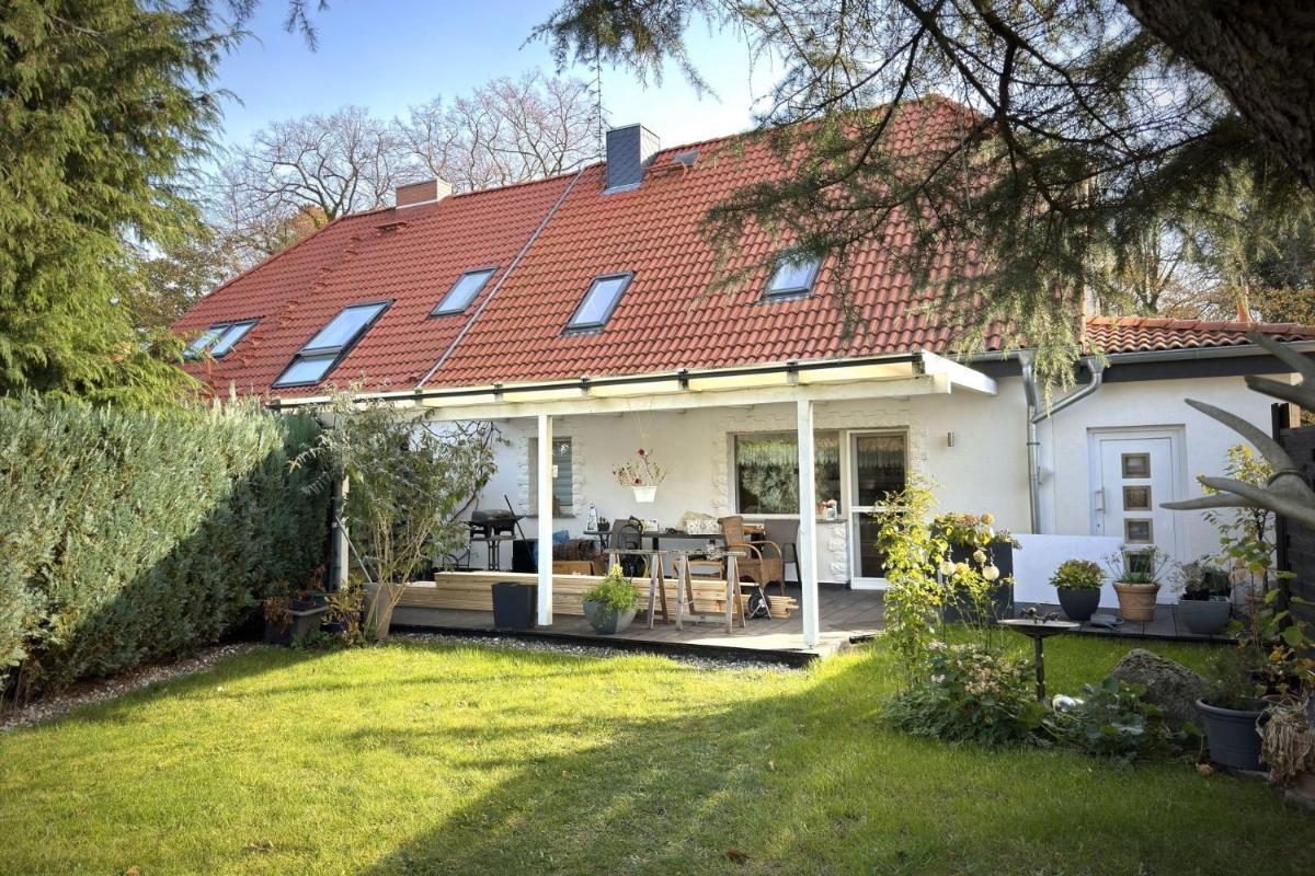 Bei den Beckers - Housity