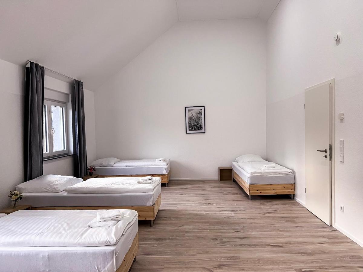 T&K Apartments - Jüchen - Komfortables 4 Zimmer Haus - Housity