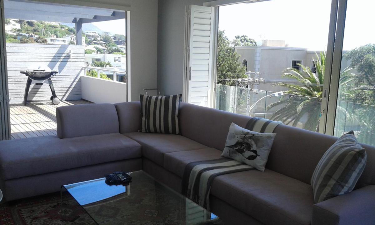 Camps Bay Apartment - Housity
