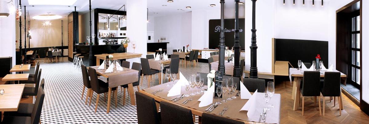 Hotel Nihil Novi - Housity