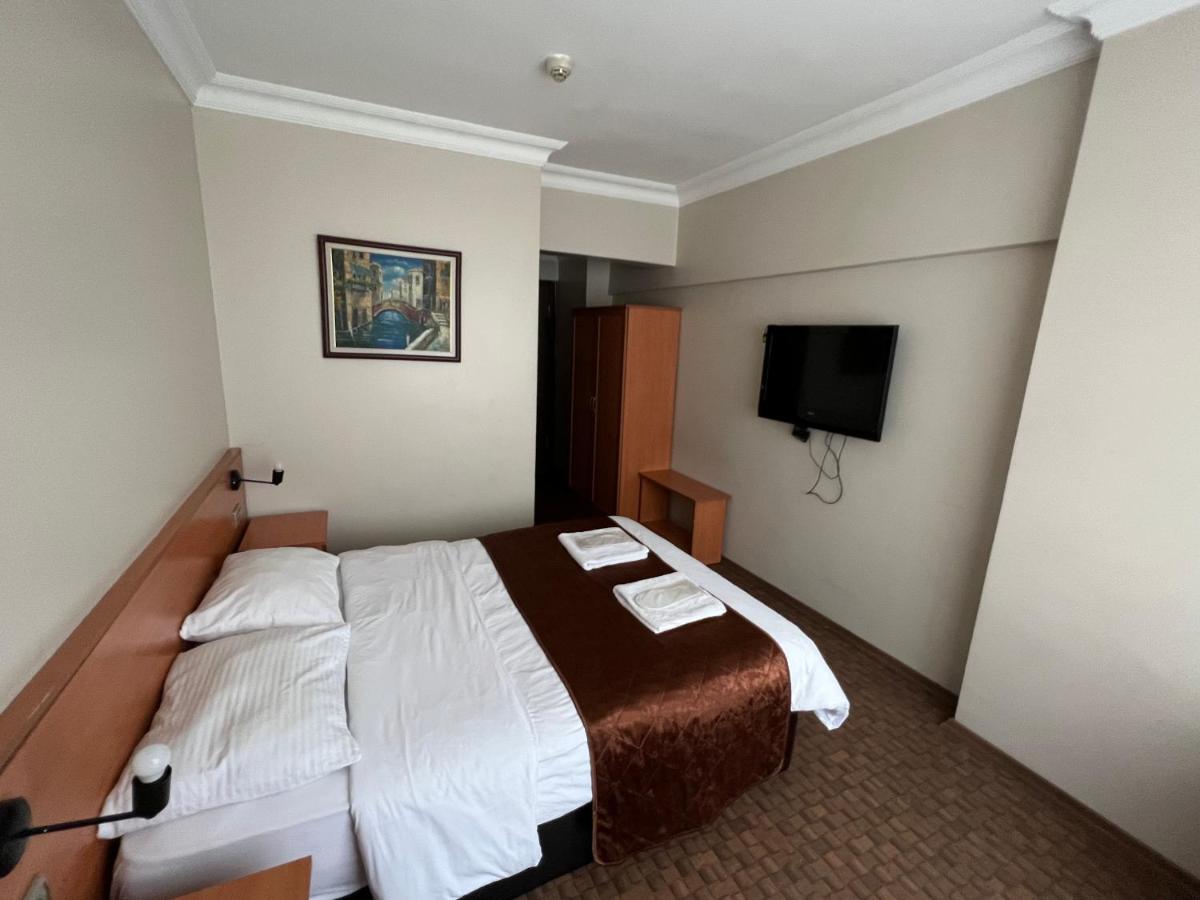 Altinnal Hotel - Housity