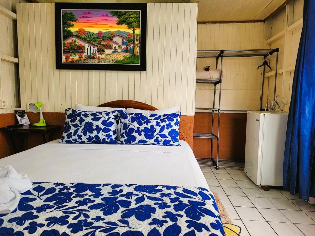 Tico Bed & Breakfast La Fortuna - Hizvo