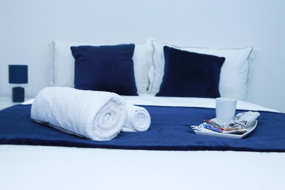 Lovely Apartment with free parking on premises. - Housity