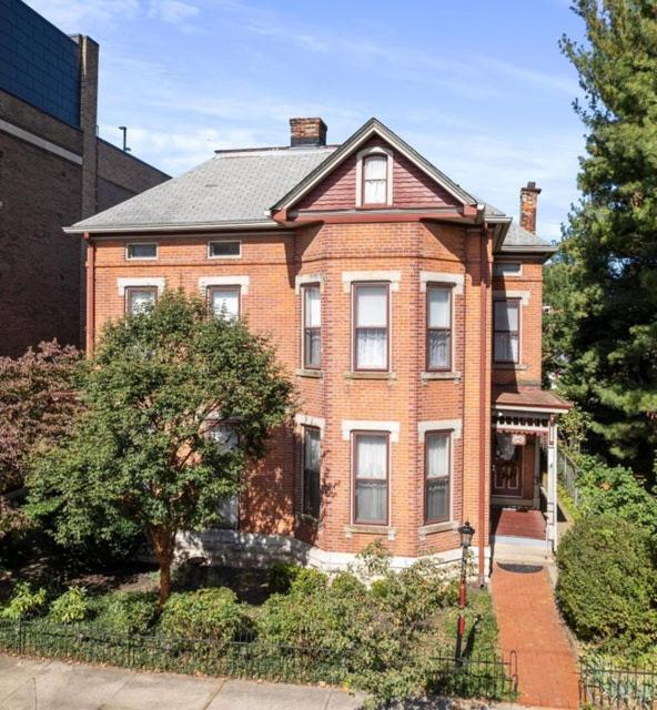 50 Lincoln Short North Bed & Breakfast - Housity