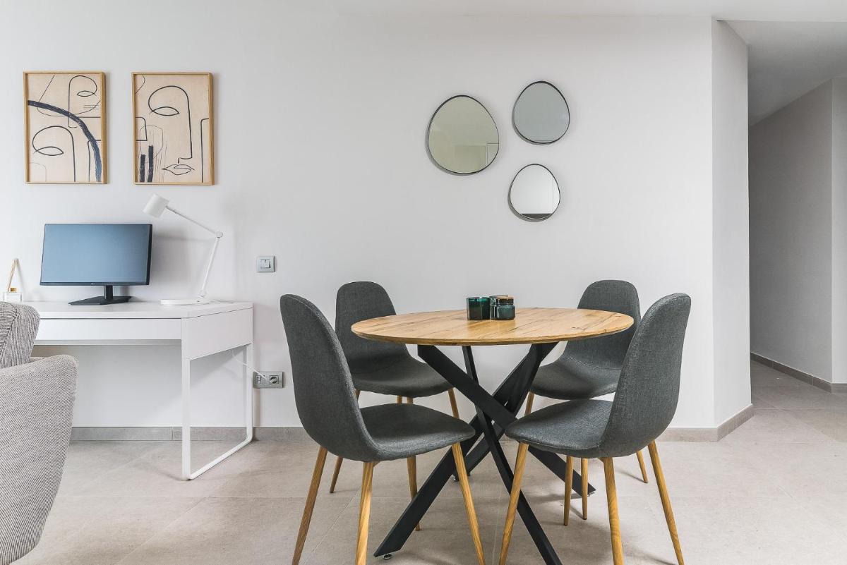 Home for the Digital Nomads Next to the Beach - Housity