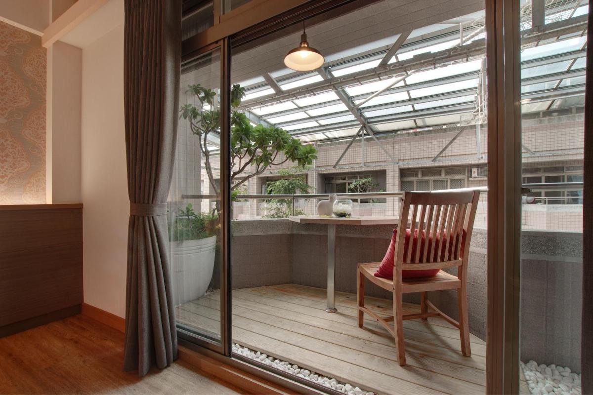 EG Hostel - Housity
