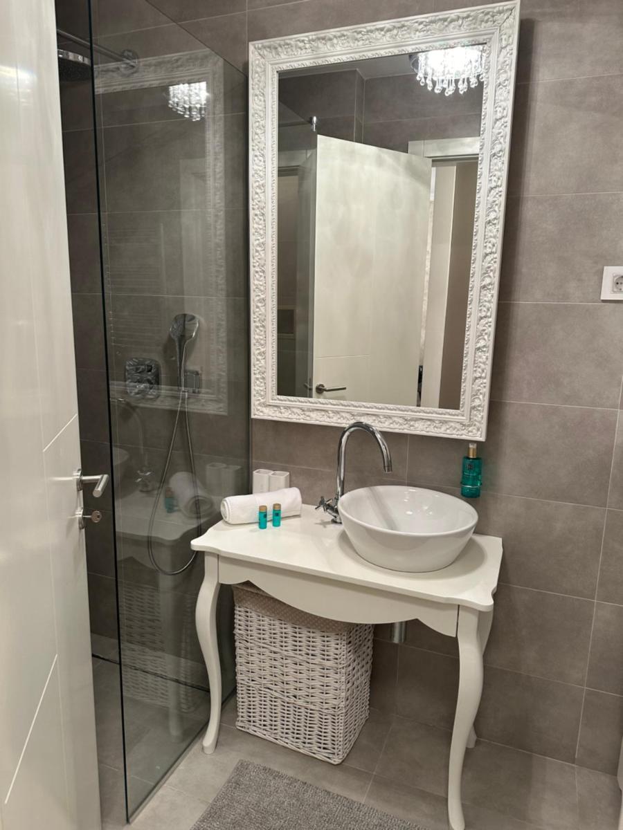 Pupin Palace Apartments - Housity