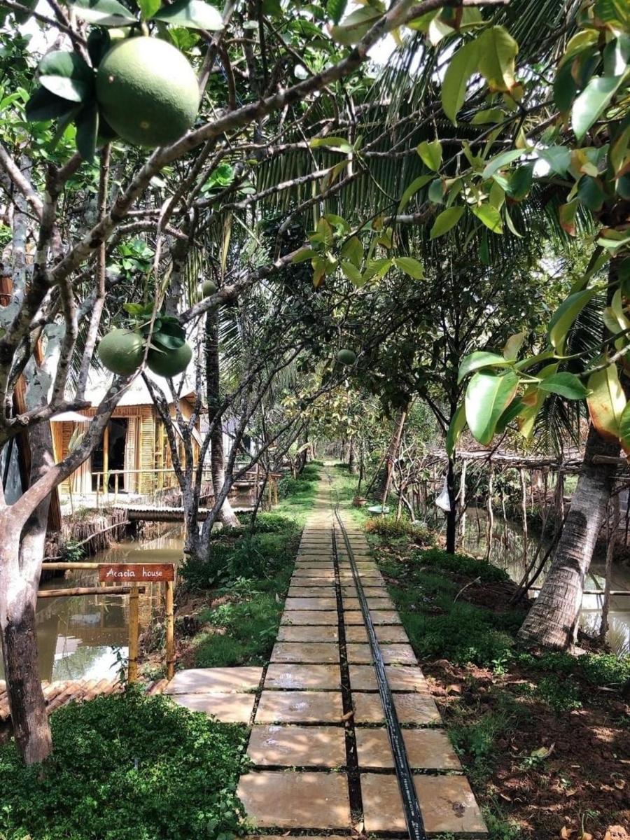 Hide Away Bungalows in Ben Tre City - Housity