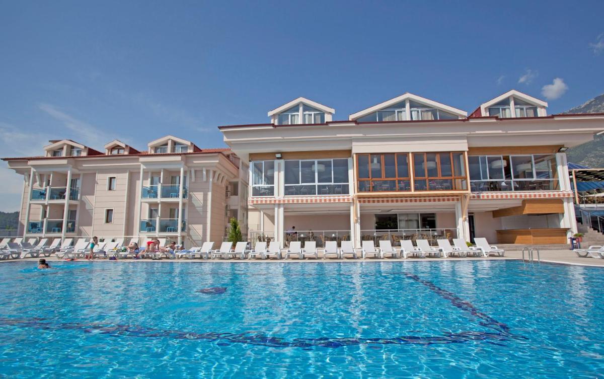 Aes Club Hotel - Housity
