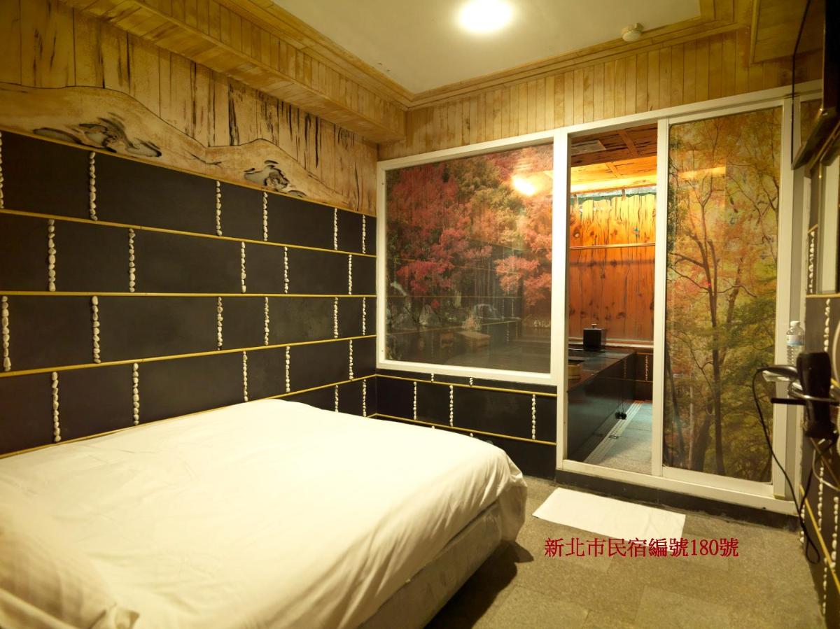 Sun Moon Bed& Breakfast - Housity