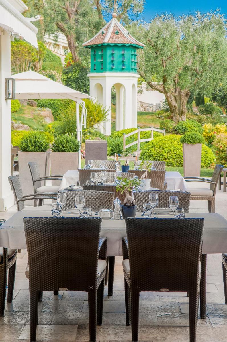 Jardin de l'établissement Royal Mougins Golf, Hotel & Spa de Luxe