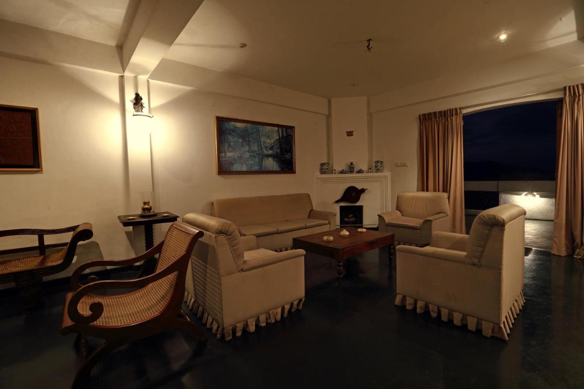 Banda Casa, Kandy - Hizvo
