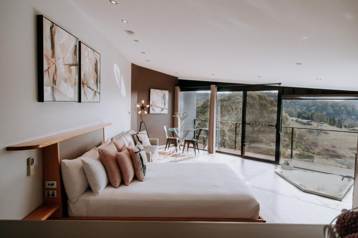 Eagle View Escape - Housity