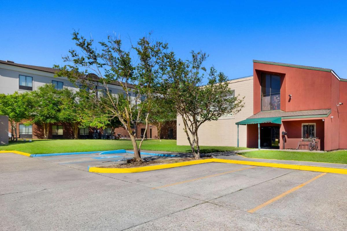 Quality Inn Morgan City - Housity