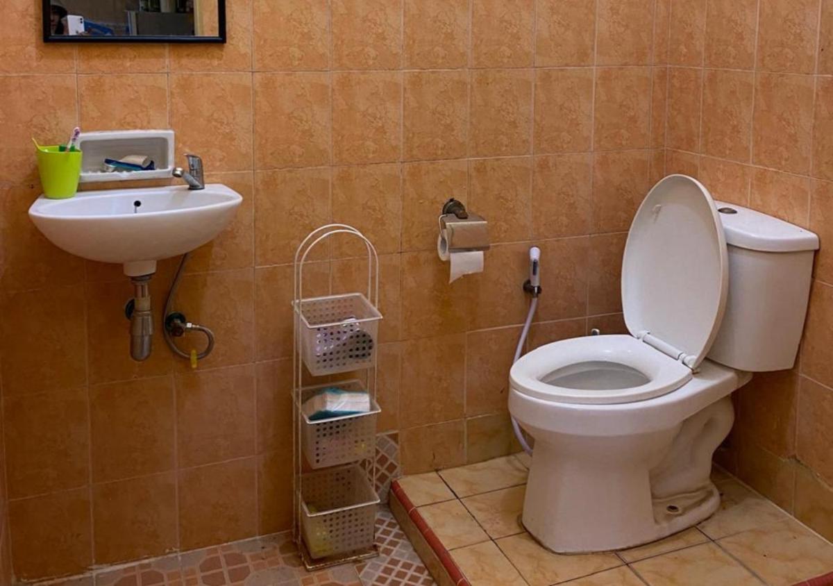 Berastagi Nanini Guest House - Housity