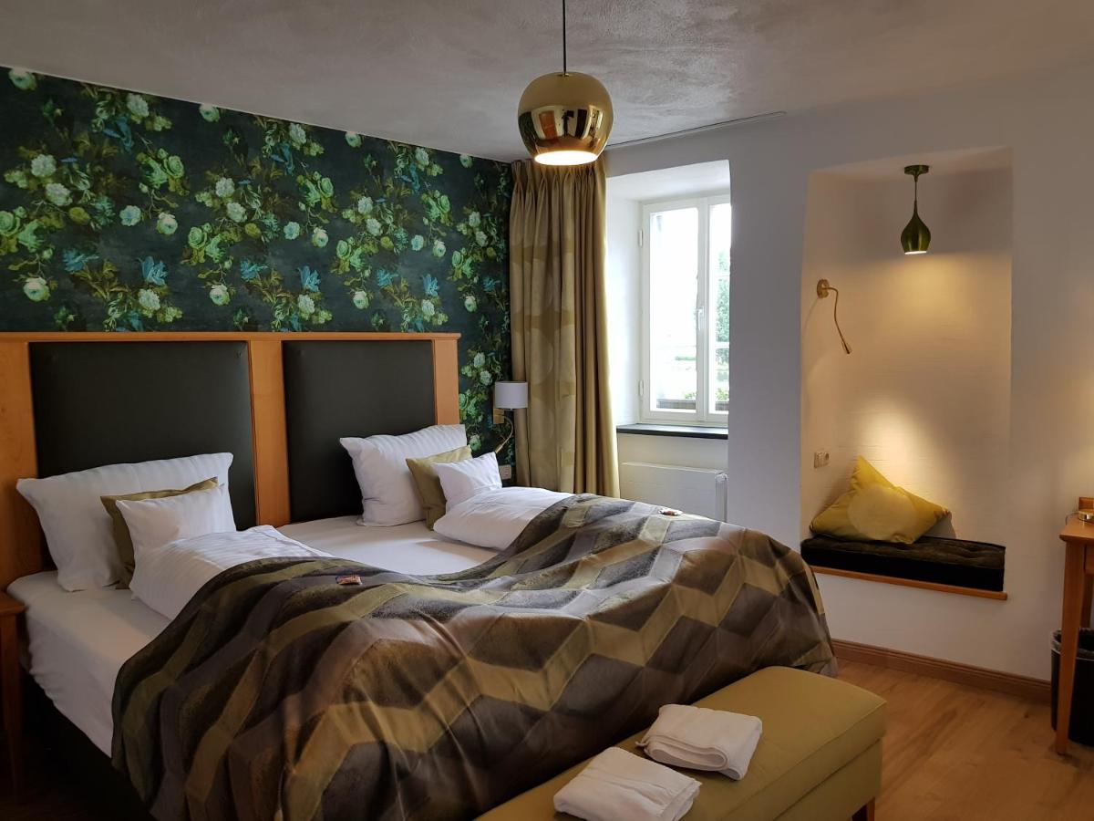 Hotel Restaurant Alte Stadtmauer - Housity