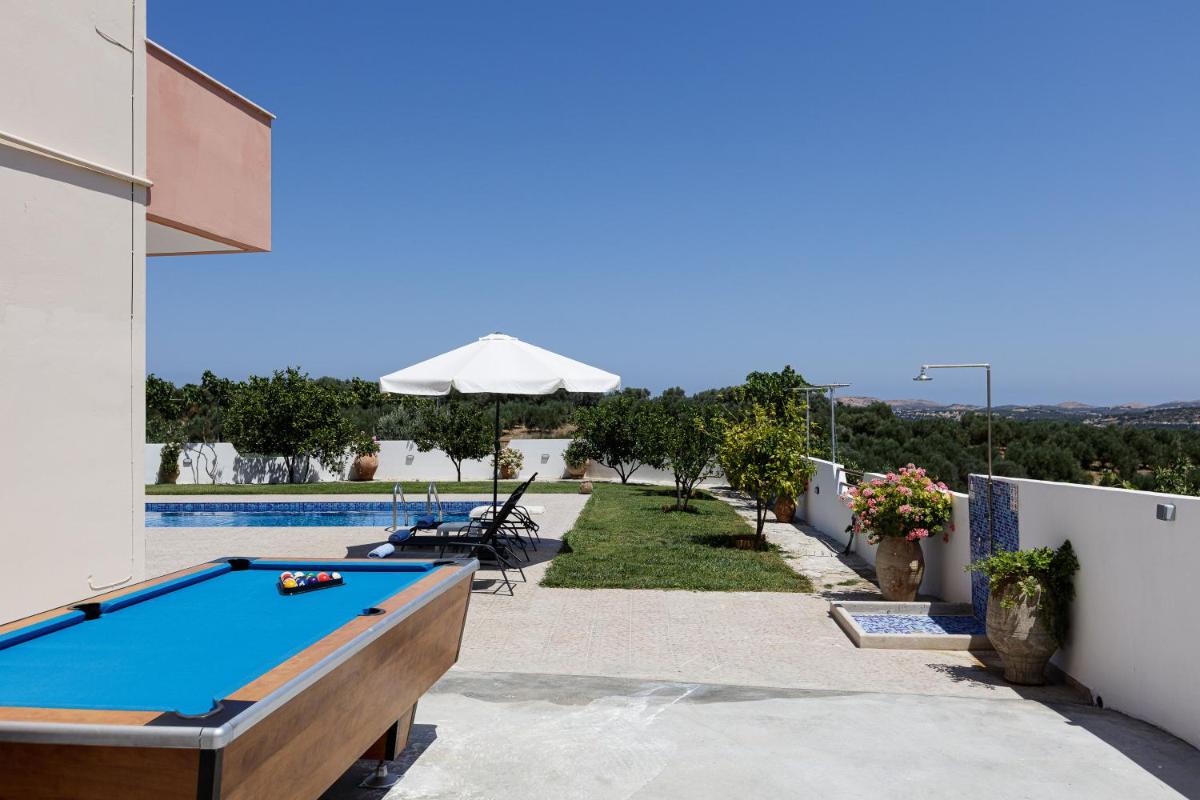 Marina Villa, a nature inspiring retreat - Housity