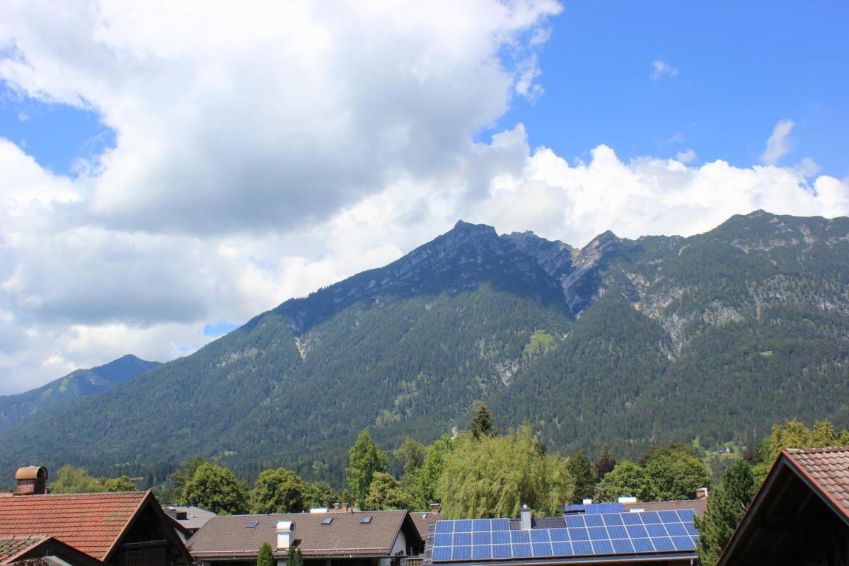 Alpenkranz - Housity