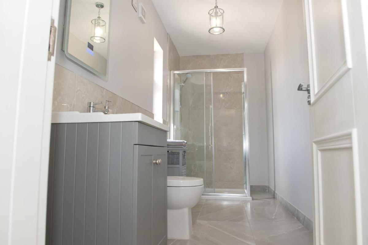 Creggan Deveskey Cottage - Housity
