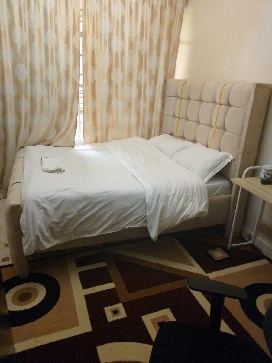 Classy Spacious Studio - Waiyaki Way - Housity