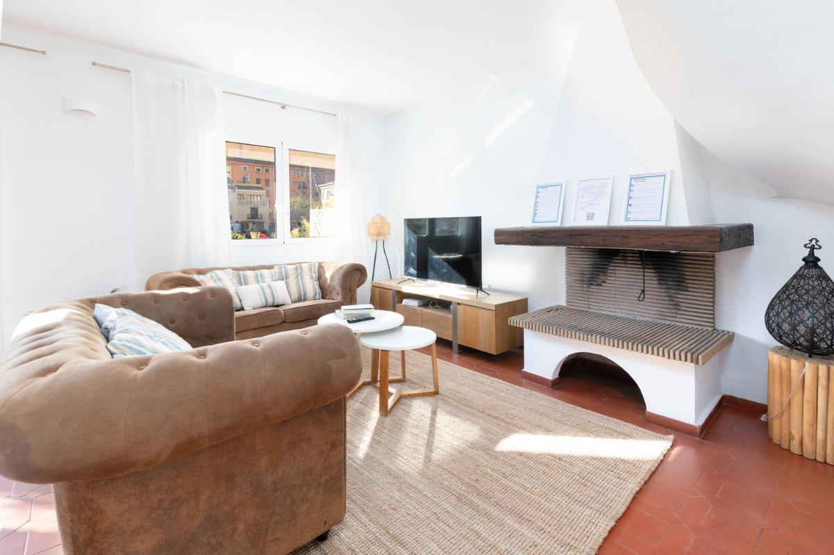Travel Habitat Casa con embarcadero. - Housity