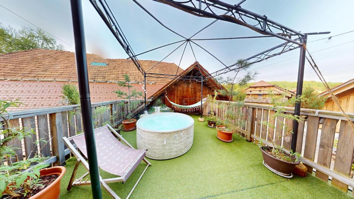 Resort Hisa Ida - Apartments with Hot Tub and Sauna - Housity