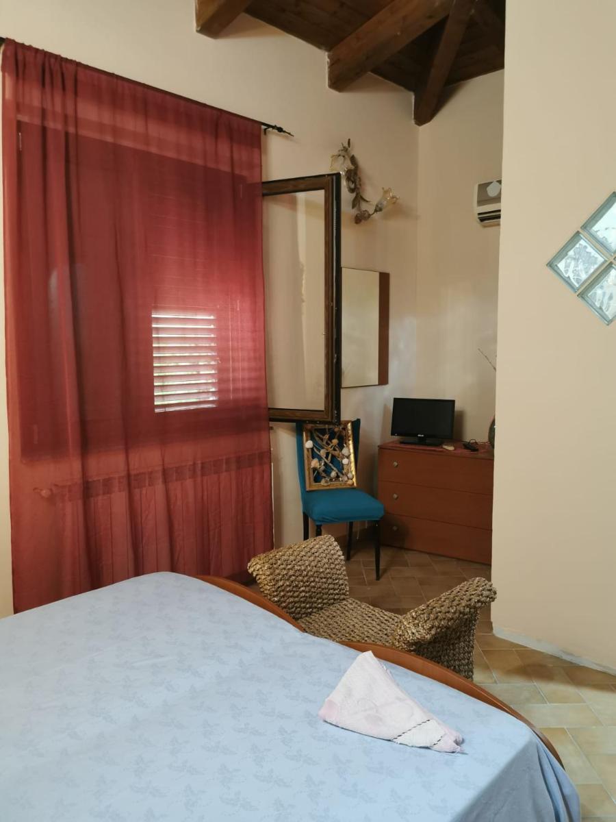 Bed And Breakfast "ANNA" - Housity