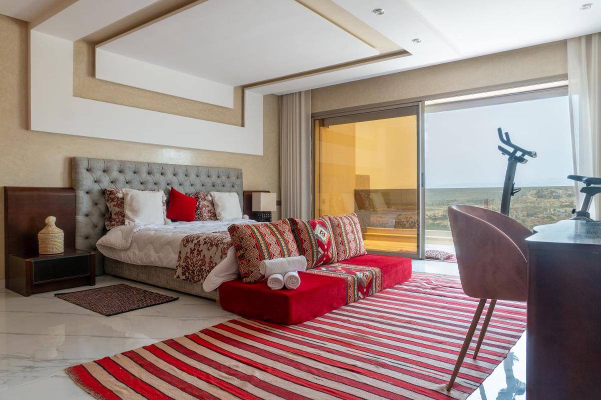 Tayyurt host - Housity