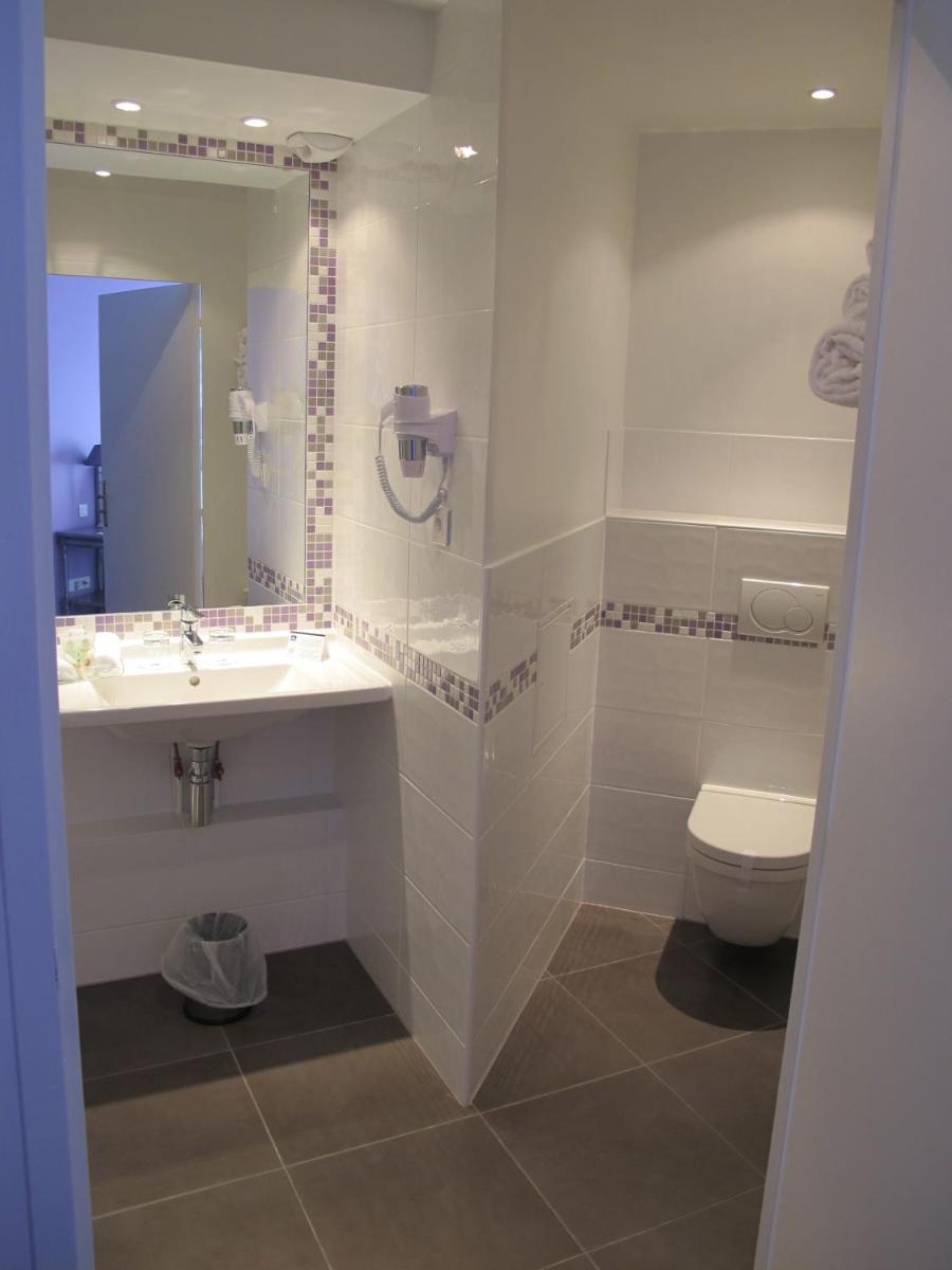 Salle de bains dans l'établissement Best Western Plus Hostellerie Du Vallon
