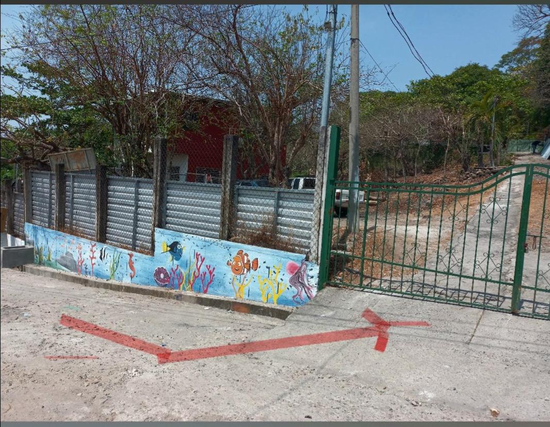 Casita Escondida- El Salvador - Housity