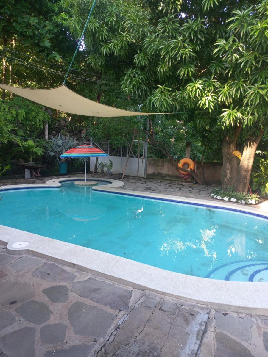 Casita Escondida- El Salvador - Housity