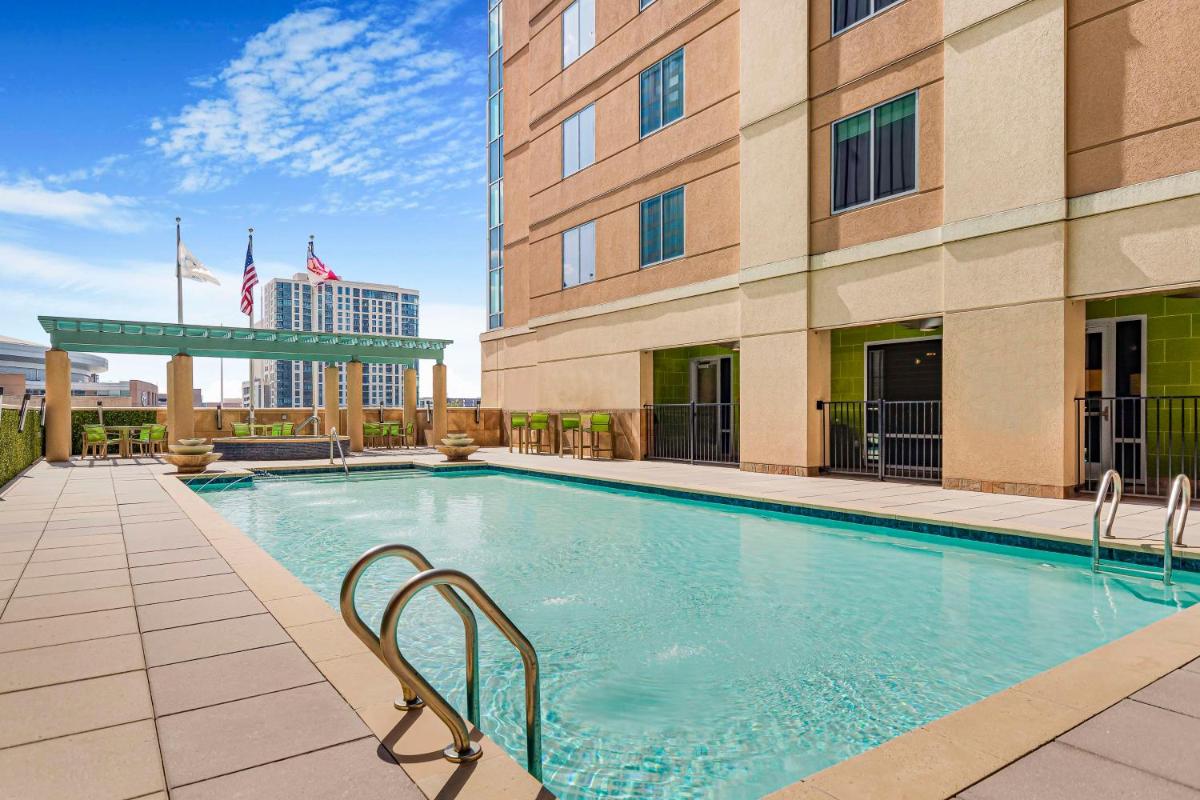Embassy Suites Houston - Downtown - Housity