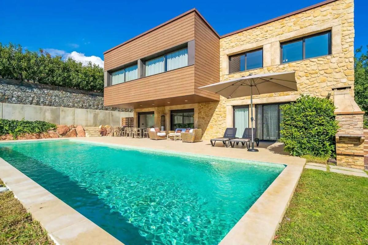 Villa California - Costa Brava - Platja d'Aro - Housity