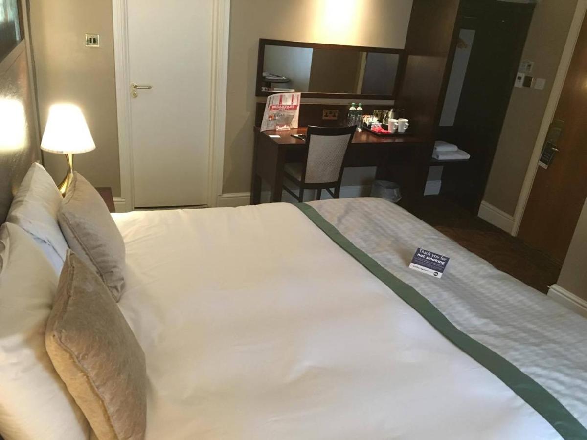 The Wyndham Arms-Wetherspoon - Housity