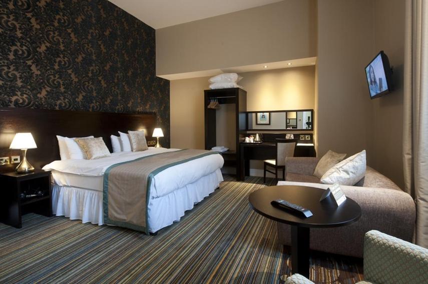 The Wyndham Arms-Wetherspoon - Housity