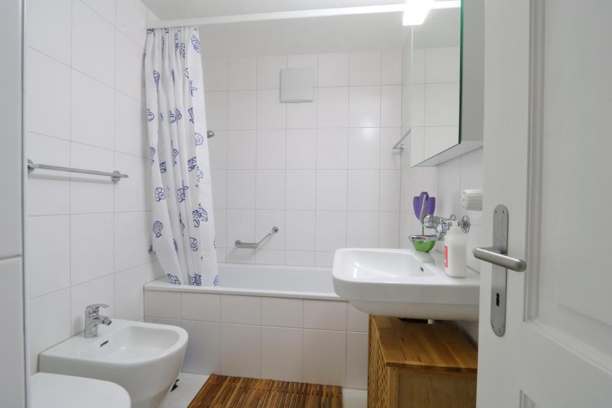 Au Reduit 401 - Housity