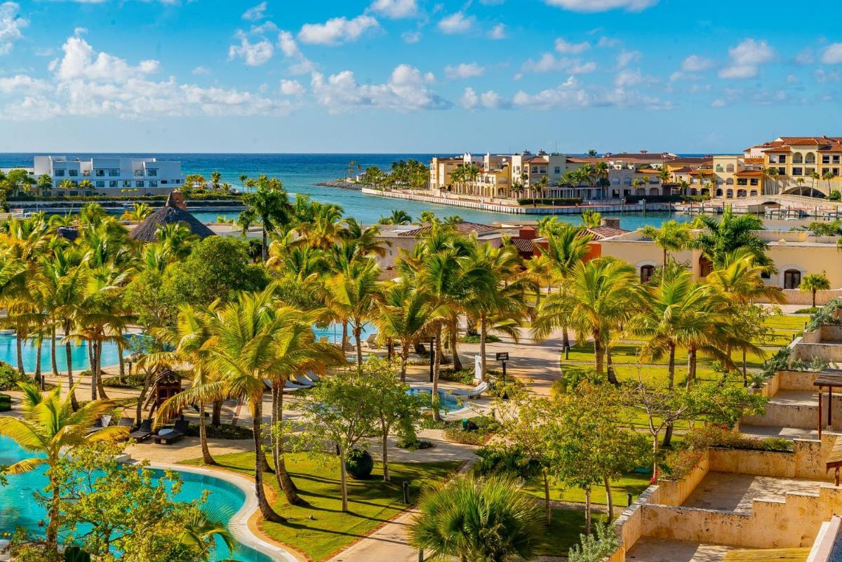 Sports Illustrated Resorts Marina and Villas Cap Cana - All-Inclusive - Housity