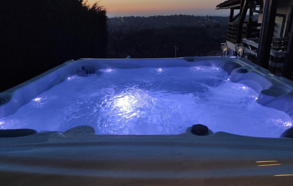 Gorgeous Home In Vrtlinovec With Sauna - Housity