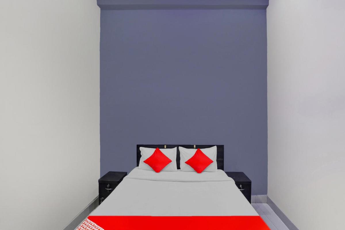 OYO Flagship Hotel SD Grand - Housity